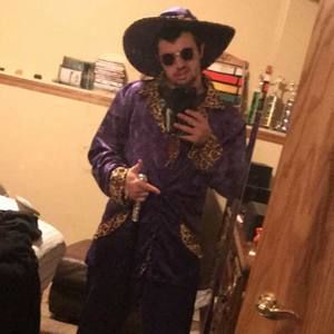 Meet your Posher, Tyler